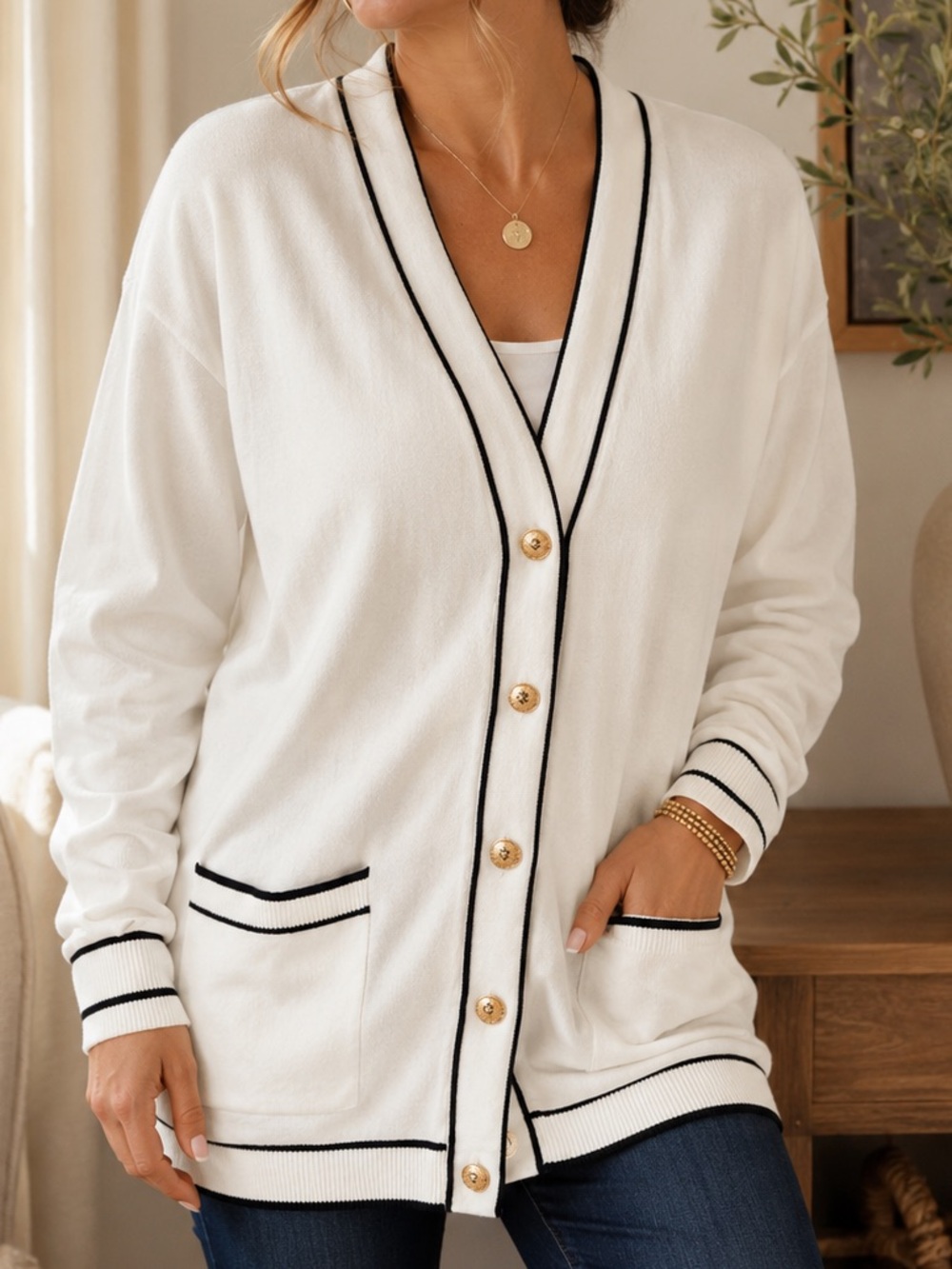 Isaac Mizrahi Live White Contrast Trim Gold Button Cardigan Large